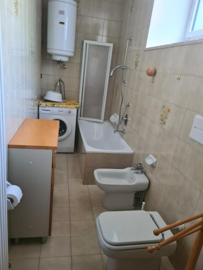 Appartment Deville With Garden Моэна Экстерьер фото